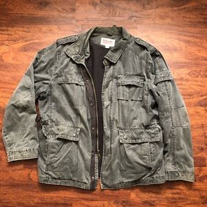 Men’s utility style jacket